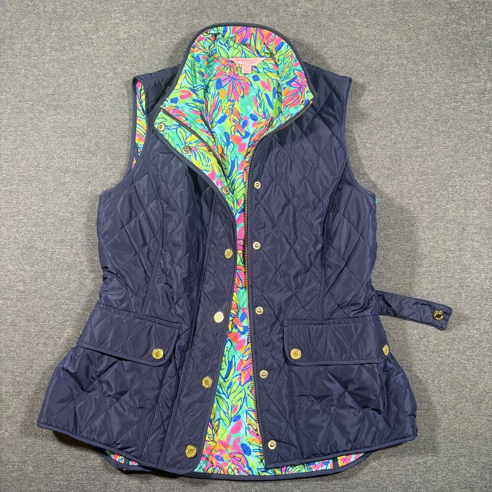 Lilly Pulitzer Getawat Quilted Vest Navy Blue AOP interior Sz S | Old Money Prep